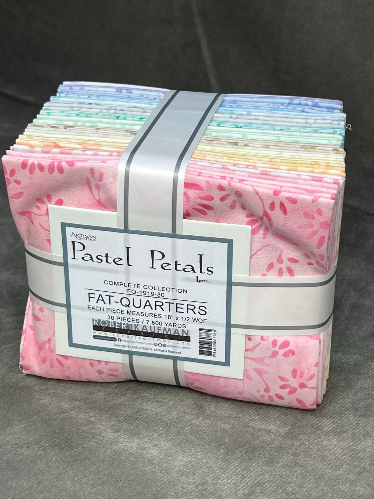 Kaufman - Artisan Batiks - Fat Quarter Bundle - Pastel Petals