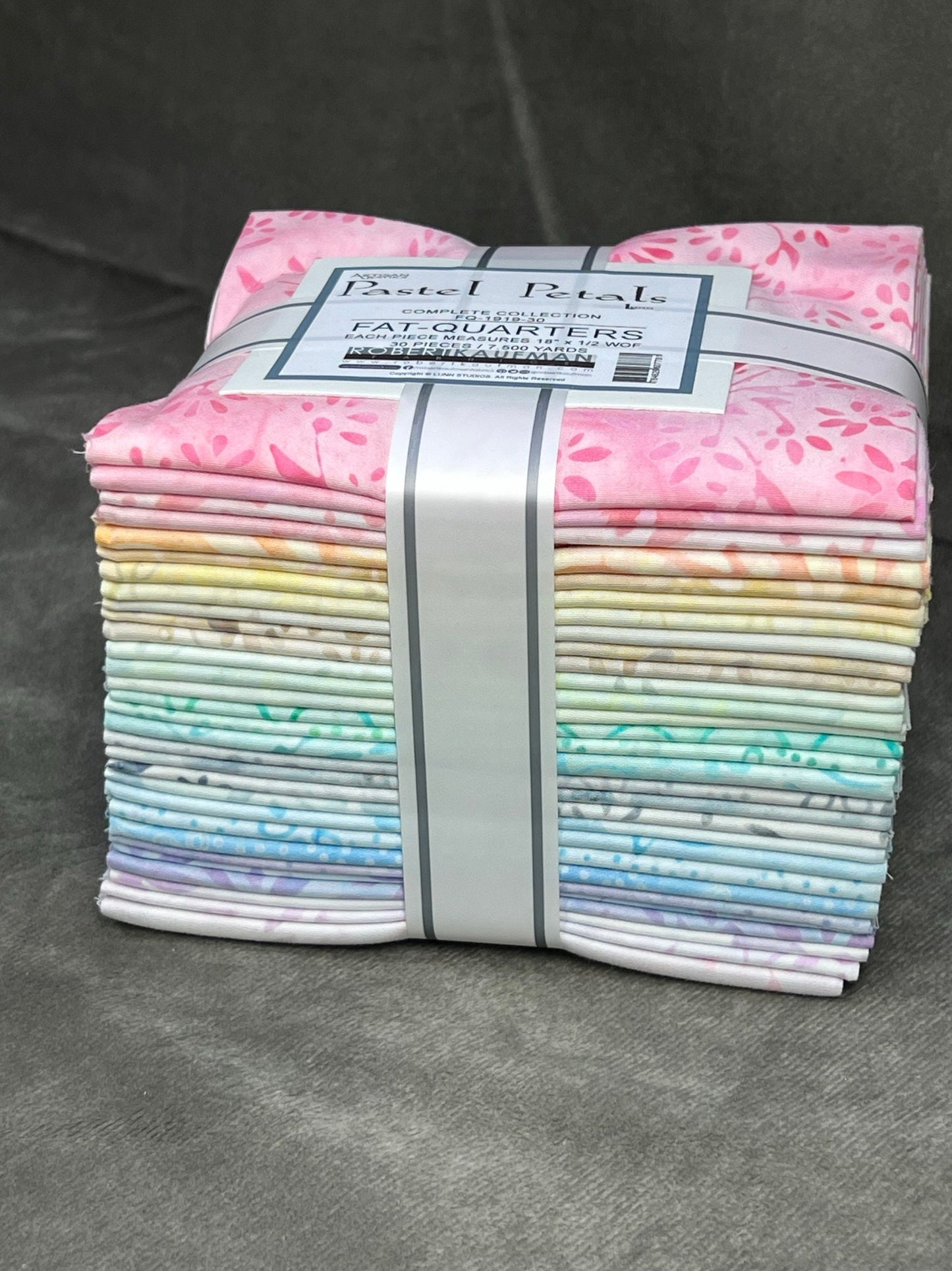 Kaufman - Artisan Batiks - Fat Quarter Bundle - Pastel Petals