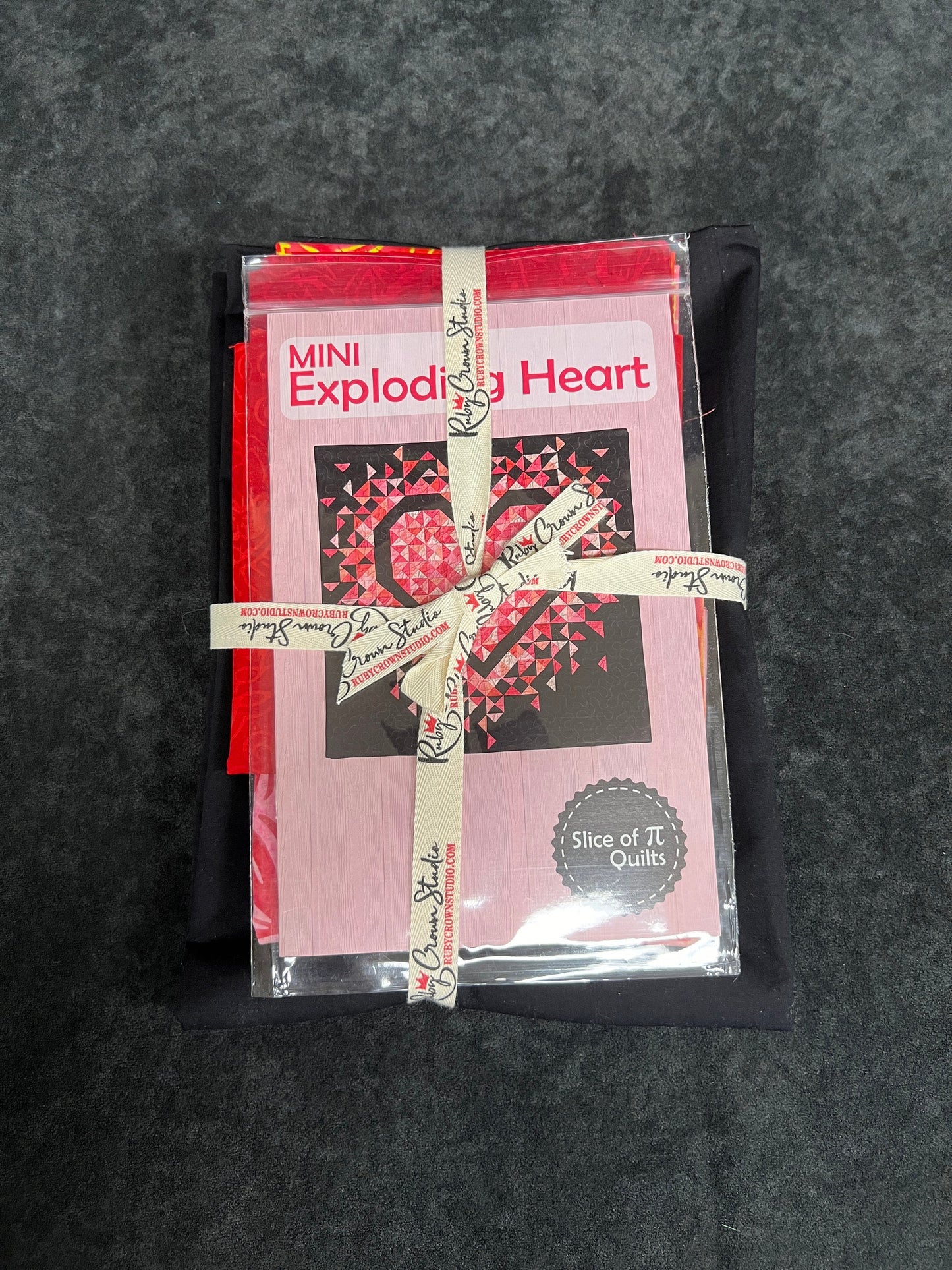 Mini Exploding Heart KIT - Riley Blake Tjaps - Red and Pink